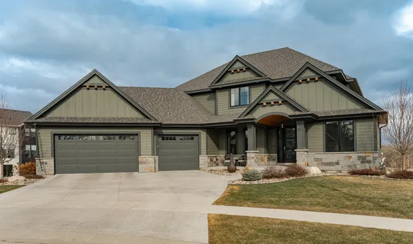 $1,240,000 | 5044 Riley Lane Southwest, Rochester, MN 55902