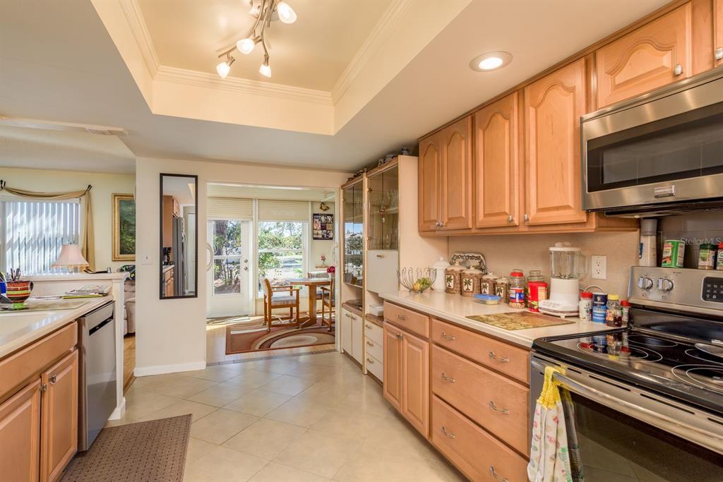 3413 Rochelle Court Clearwater, FL 33761 - Photo 13 of 29