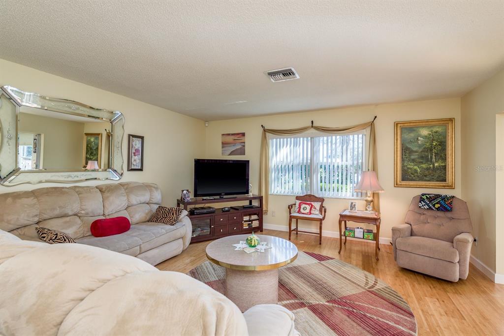 3413 Rochelle Court Clearwater, FL 33761 - Photo 5 of 29