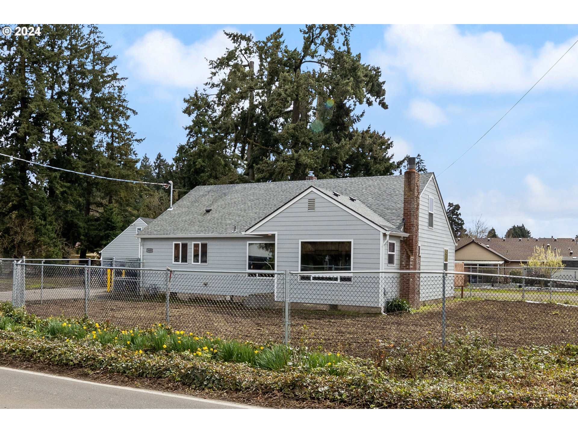 1620 Clear Lake Road Northeast Keizer, OR 97303 - Photo 1 of 45 Gallery Image 1
