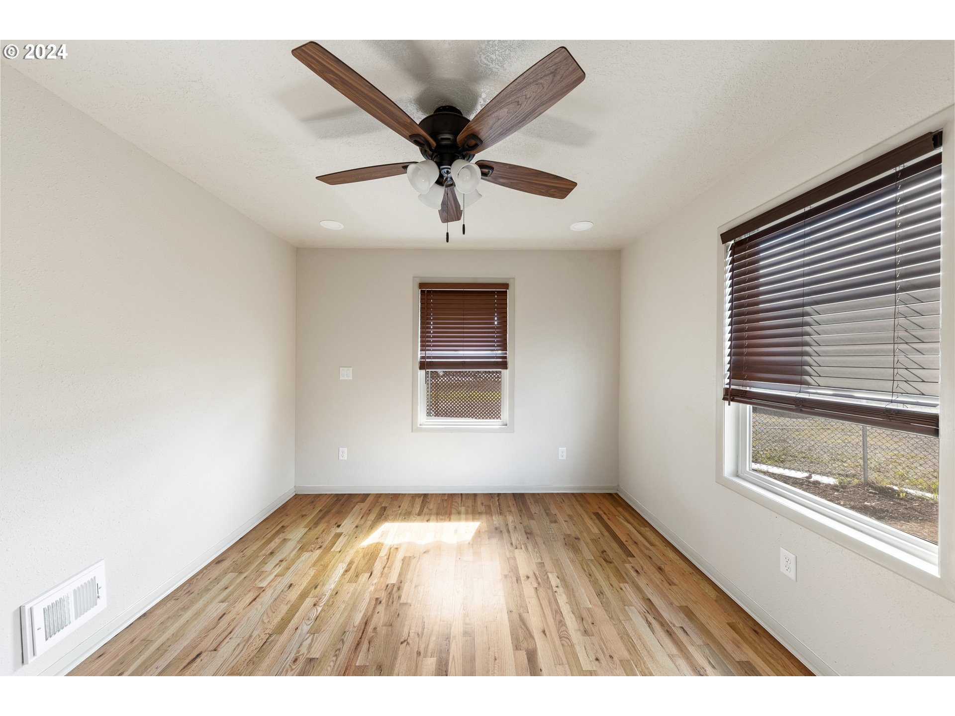 1620 Clear Lake Road Northeast Keizer, OR 97303 - Photo 13 of 45 Gallery Image 13