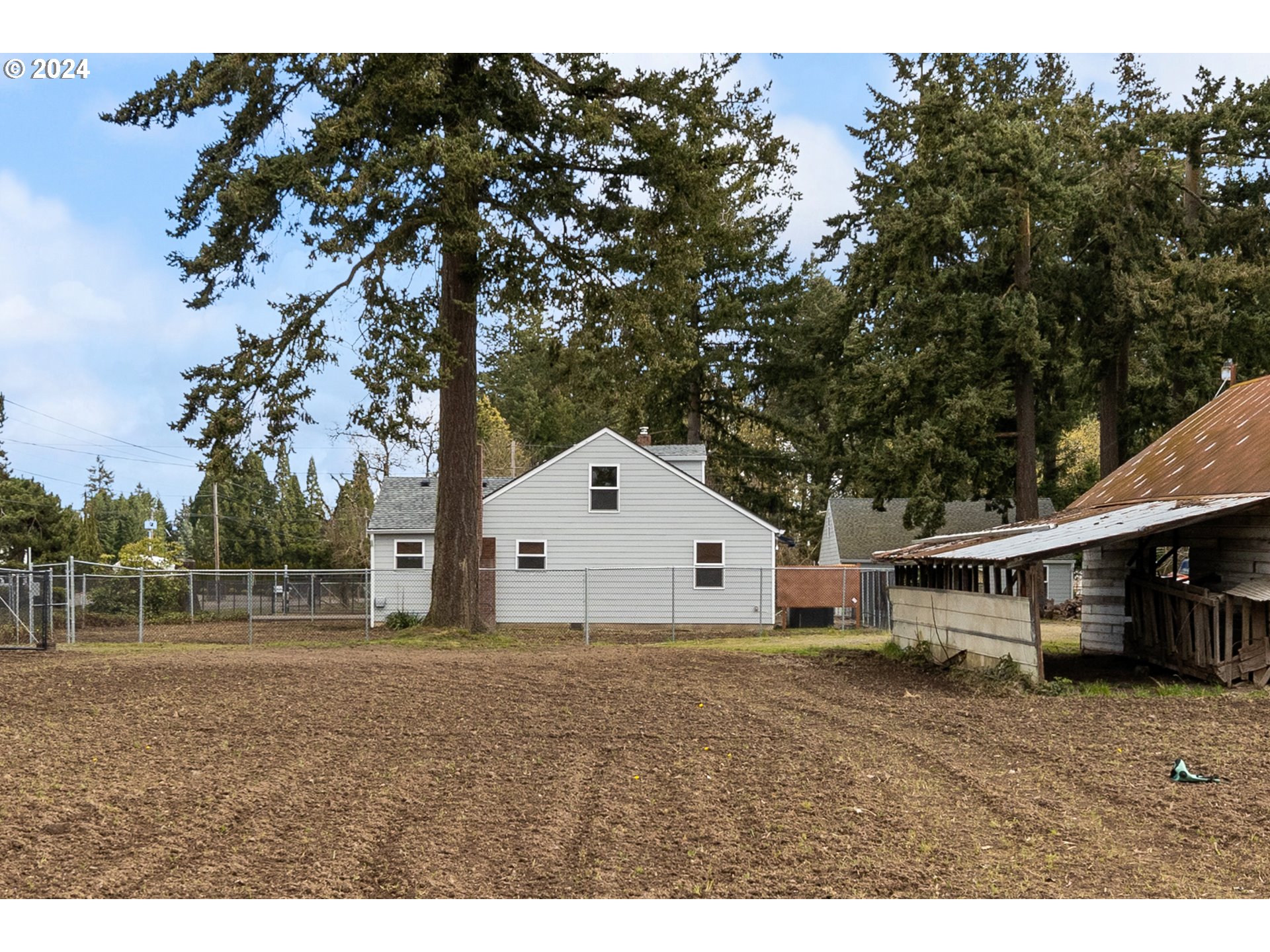 1620 Clear Lake Road Northeast Keizer, OR 97303 - Photo 17 of 45 Gallery Image 17
