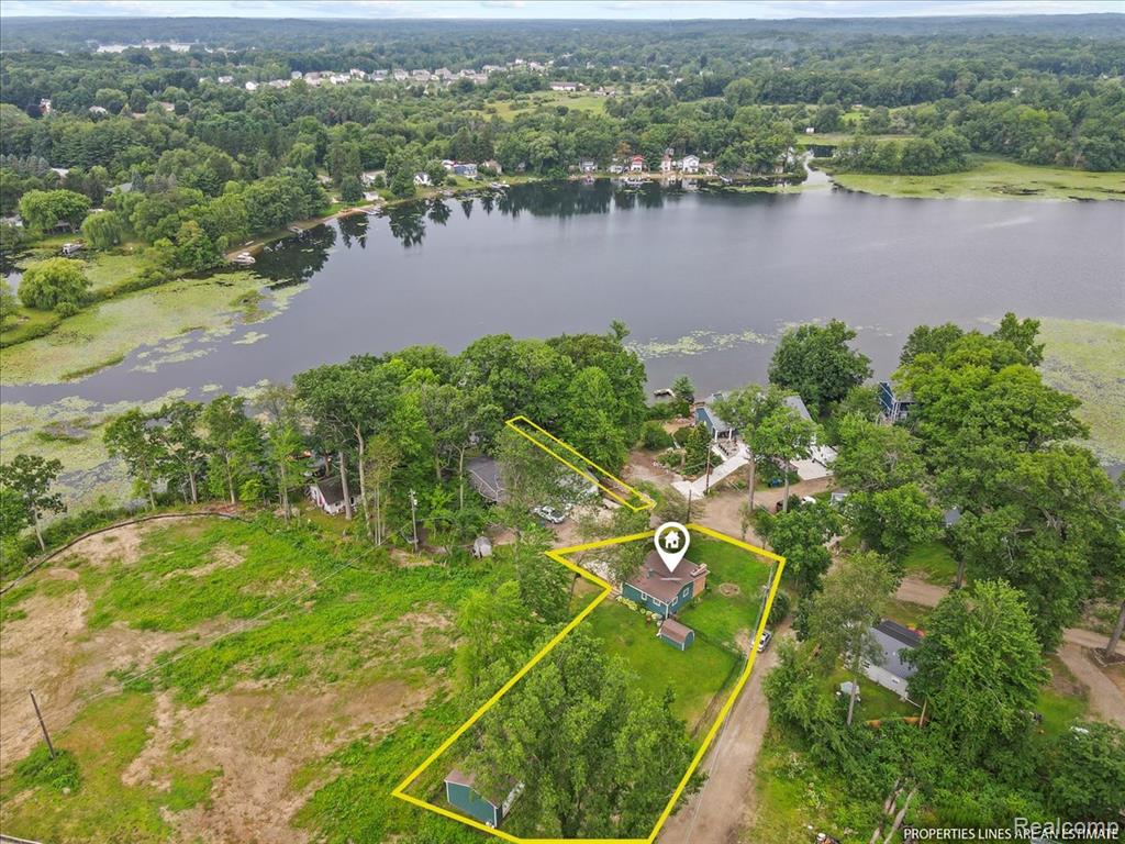 5246 Wayne Road White Lake, MI 48383 - Photo 12 of 63