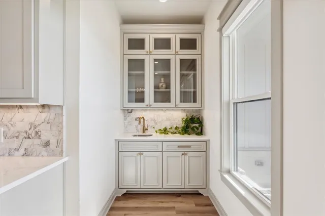 $1,100,000 | 700 Willow Moon Ranch, Crawford, TX 76638