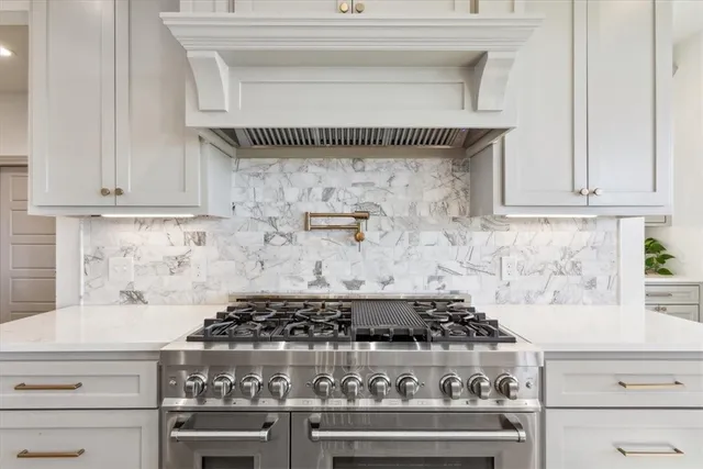 $1,100,000 | 700 Willow Moon Ranch, Crawford, TX 76638