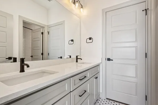 $1,100,000 | 700 Willow Moon Ranch, Crawford, TX 76638