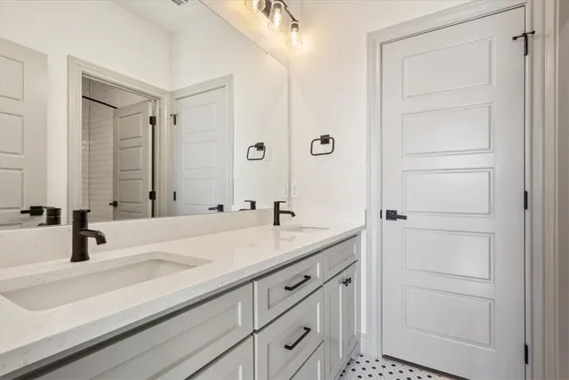 $1,100,000 | 700 Willow Moon Ranch, Crawford, TX 76638