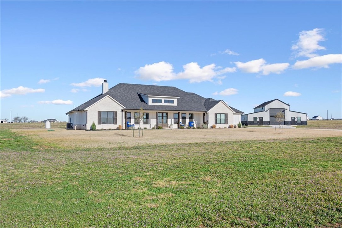 700 Willow Moon Ranch Crawford, TX 76638 - Photo 4 of 59