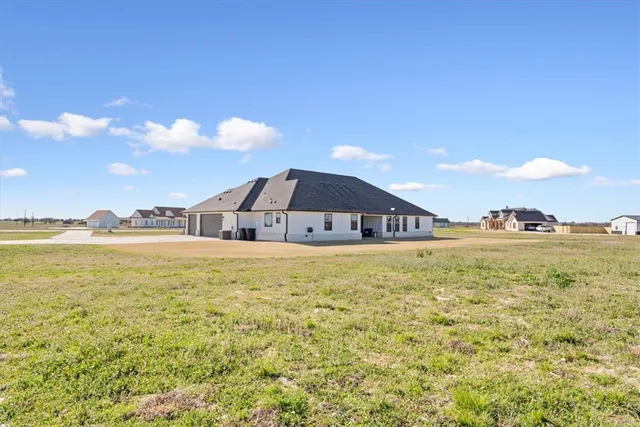 $1,100,000 | 700 Willow Moon Ranch, Crawford, TX 76638