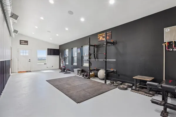 $1,100,000 | 700 Willow Moon Ranch, Crawford, TX 76638