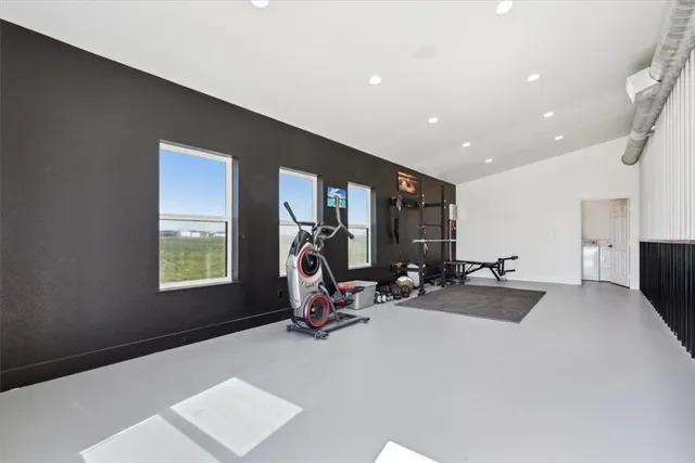 $1,100,000 | 700 Willow Moon Ranch, Crawford, TX 76638