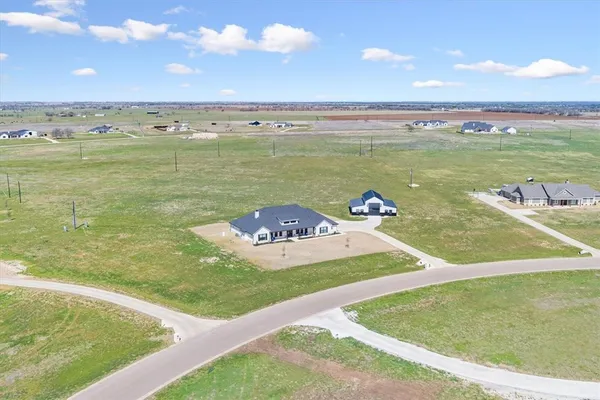 $1,100,000 | 700 Willow Moon Ranch, Crawford, TX 76638