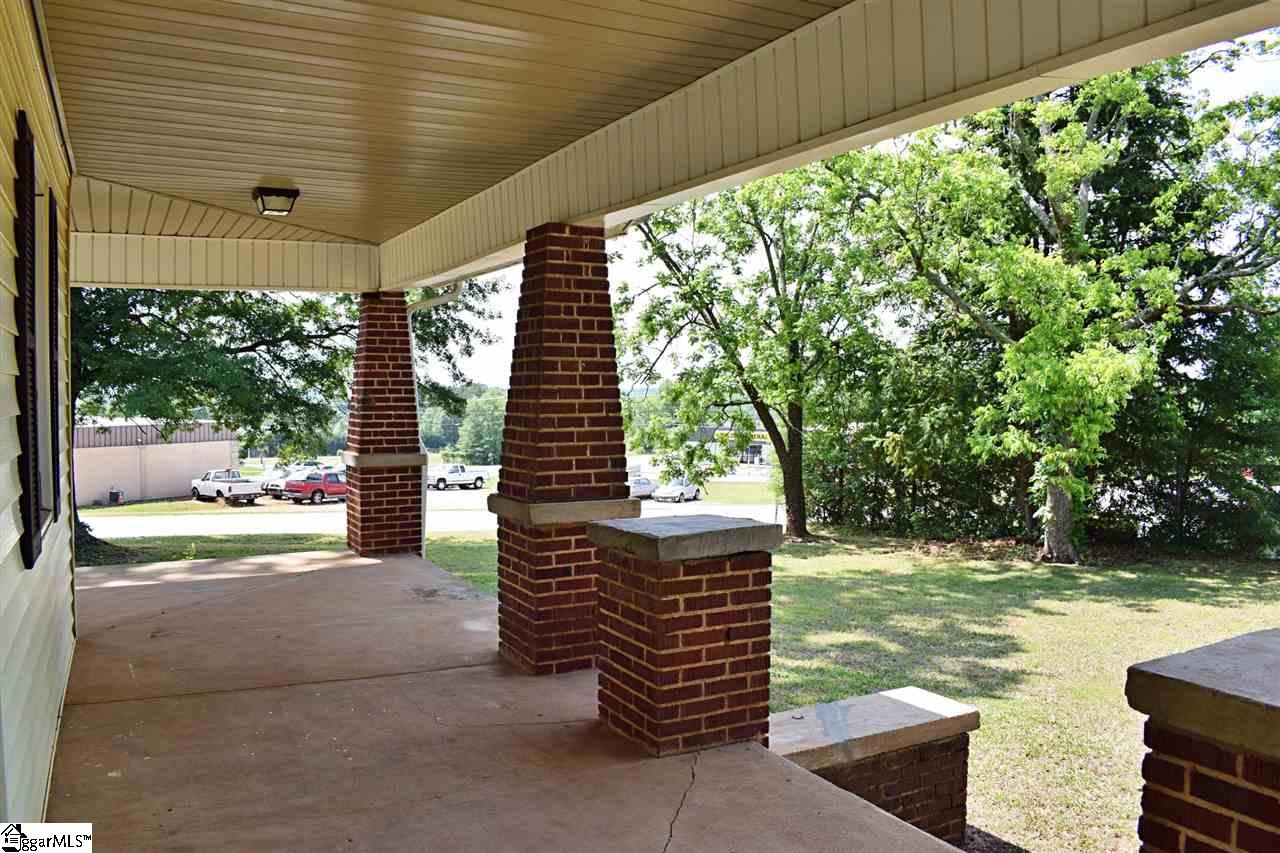 103 Denali Street Inman, SC 29349 - Photo 3 of 36