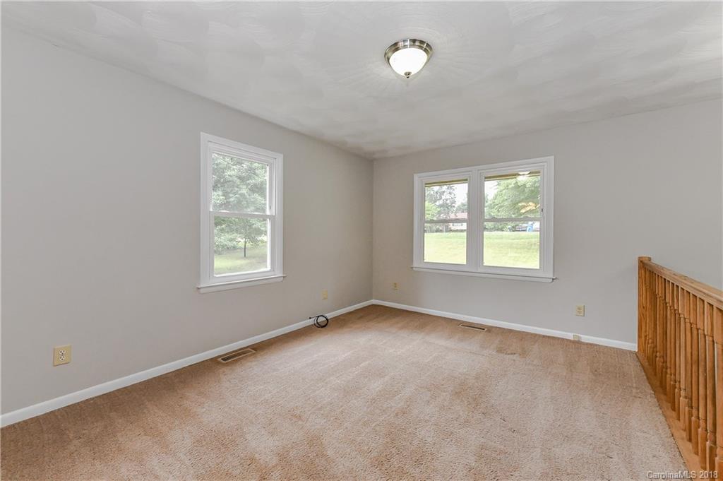 3000 Startown Road Newton, NC 28658 - Photo 5 of 25