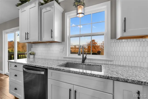 $539,900 | 2864 Clear Spring Place, Jackson, MO 63755