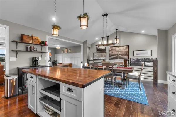 $539,900 | 2864 Clear Spring Place, Jackson, MO 63755