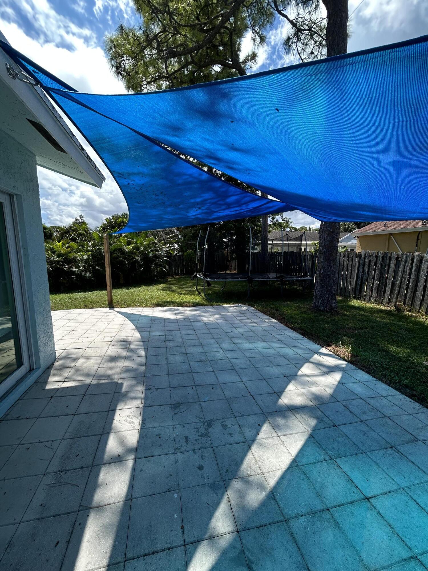 6110 Wolfe Street Jupiter, FL 33458 - Photo 8 of 8 IMG_2618