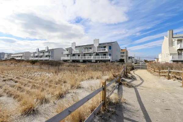 $6,000 | 512 East Brigantine Avenue, Unit 2, Brigantine, NJ 08203