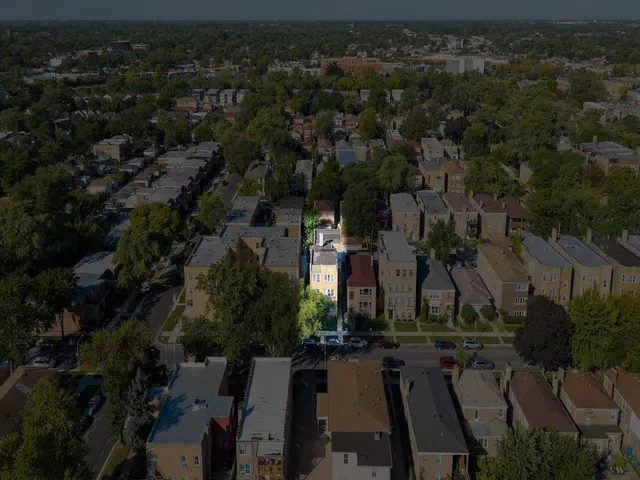 $840,000 | 6212 North Sacramento Avenue, Chicago, IL 60659