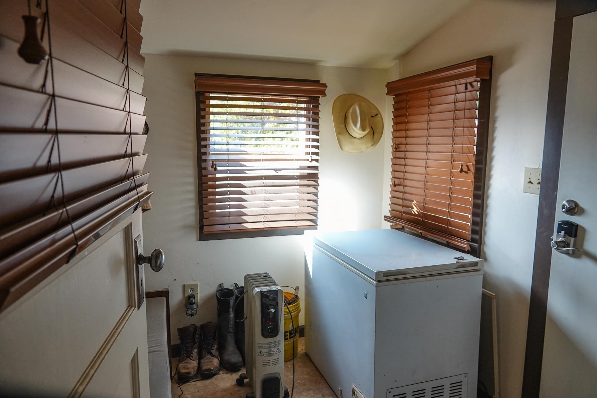 5402 Scott River Road Fort Jones, CA 96032 - Photo 16 of 28 Gallery Image 16