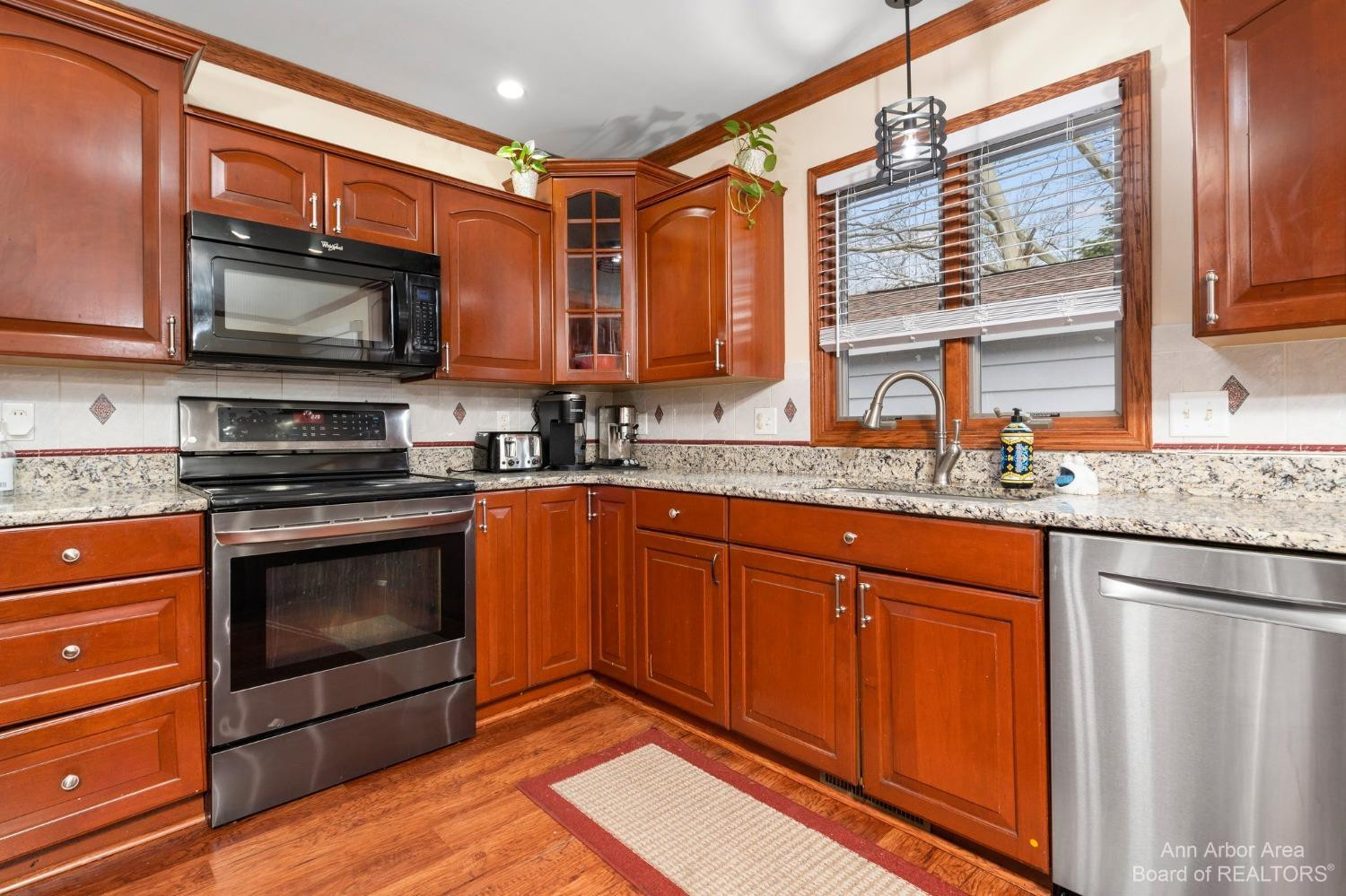 570 North Maple Road Ann Arbor, MI 48103 - Photo 15 of 58 Photo 15