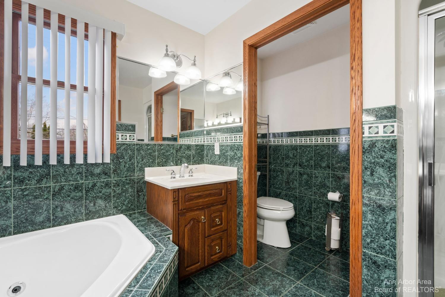 570 North Maple Road Ann Arbor, MI 48103 - Photo 24 of 58 Photo 24