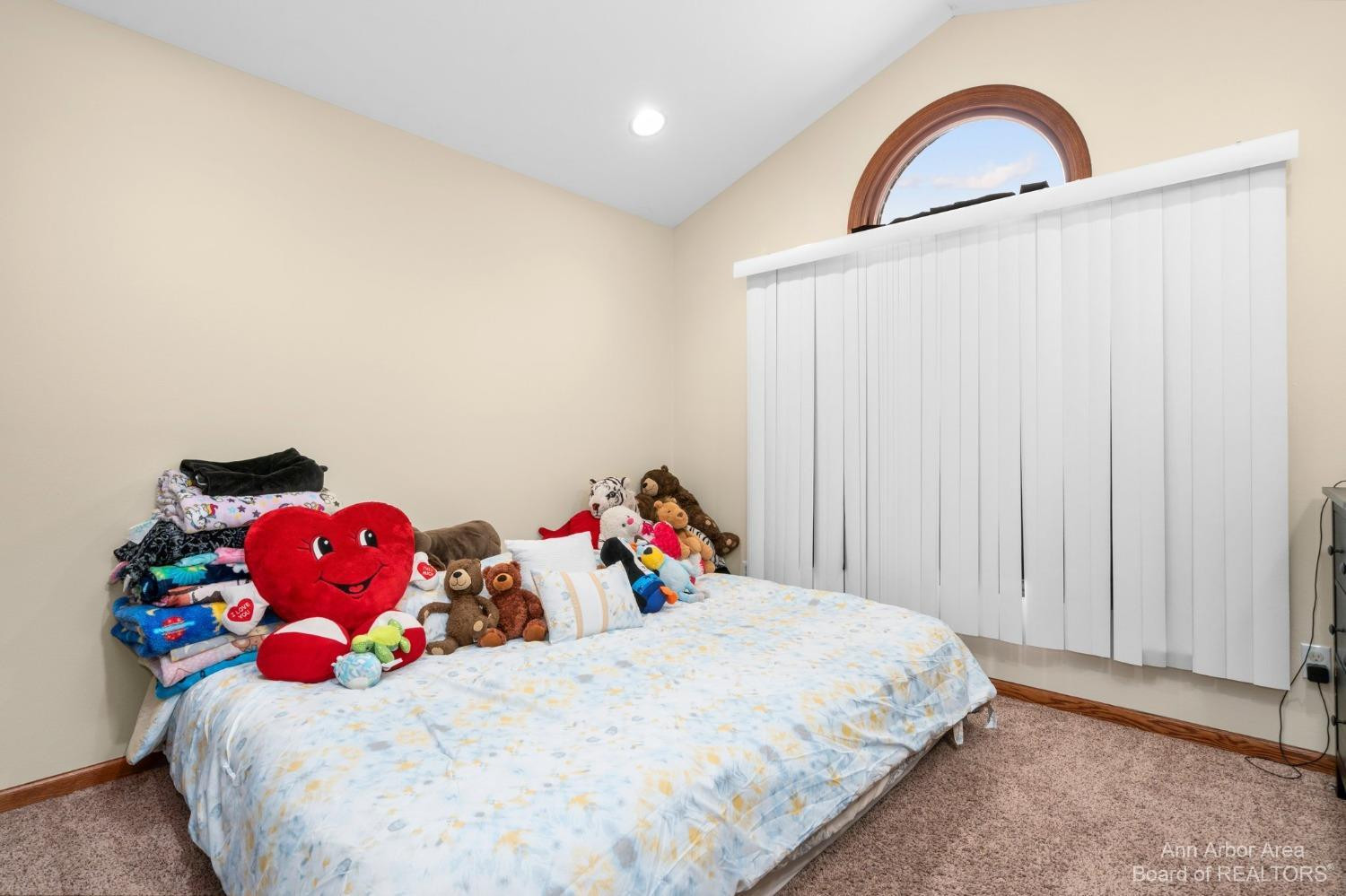 570 North Maple Road Ann Arbor, MI 48103 - Photo 25 of 58 Photo 25