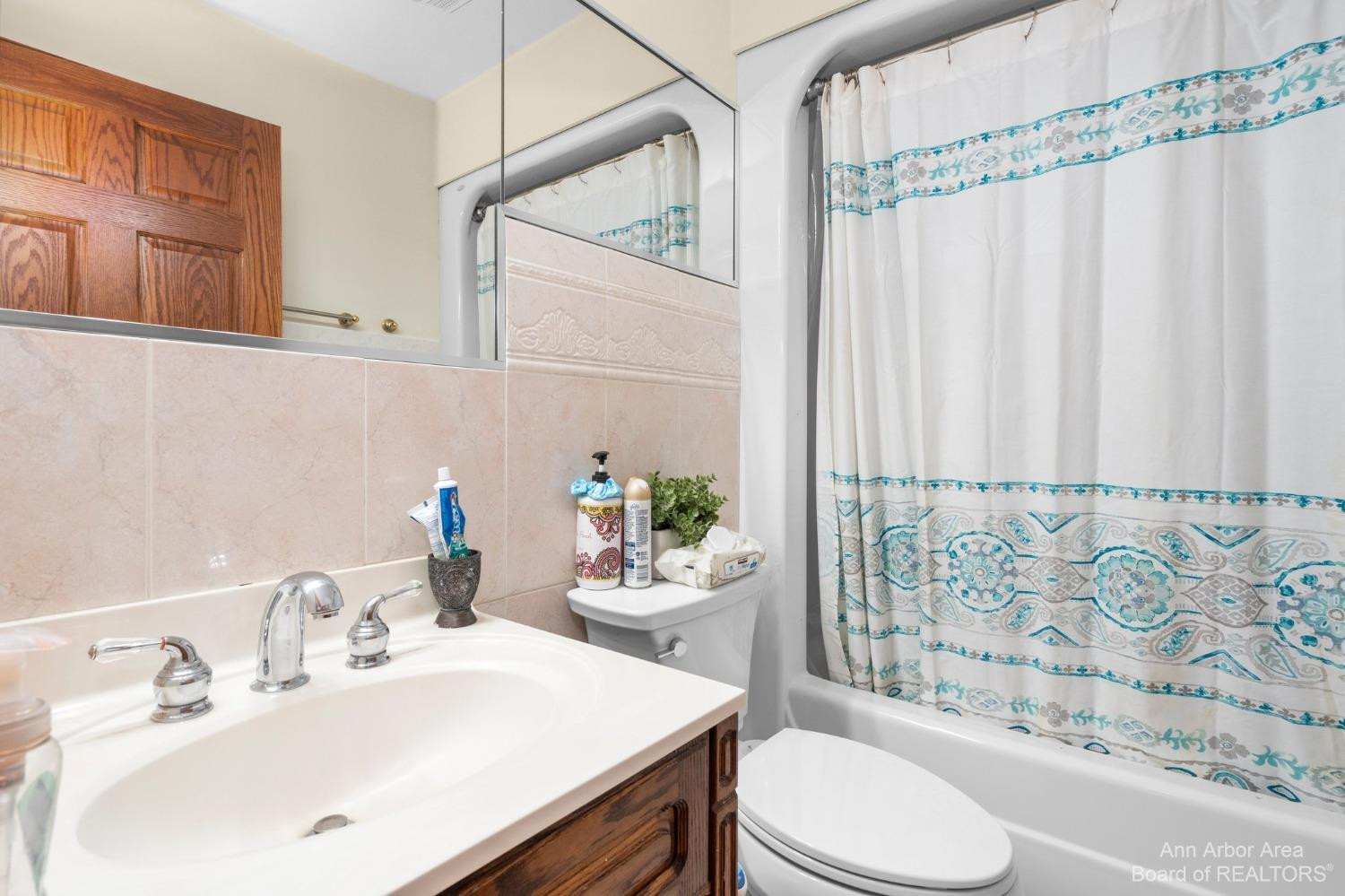 570 North Maple Road Ann Arbor, MI 48103 - Photo 26 of 58 Photo 26