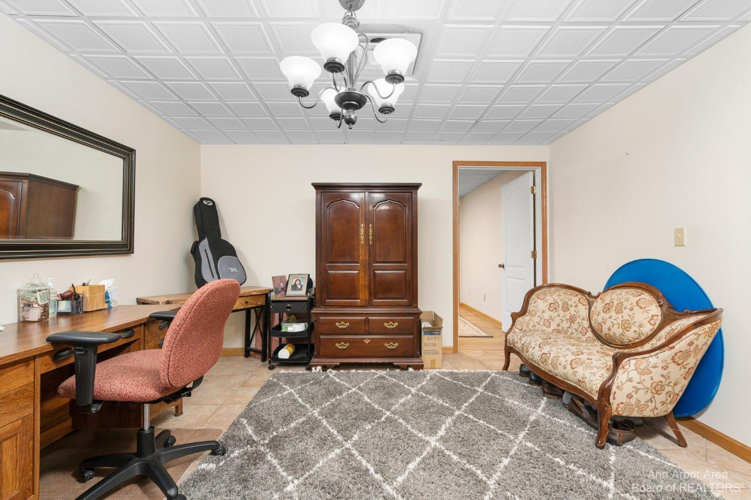570 North Maple Road Ann Arbor, MI 48103 - Photo 43 of 58 Photo 43