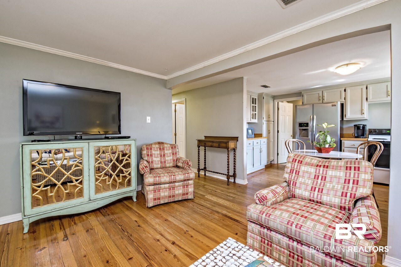 20300 Bishop Road Fairhope, AL 36532 - Photo 4 of 33