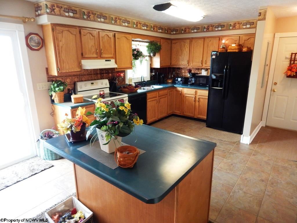 222 Brewer Road Morgantown, WV 26508 - Photo 6 of 17 Gallery Image 6