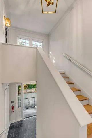 $3,300 | 7 Logan Street, Unit F, Charleston, SC 29401