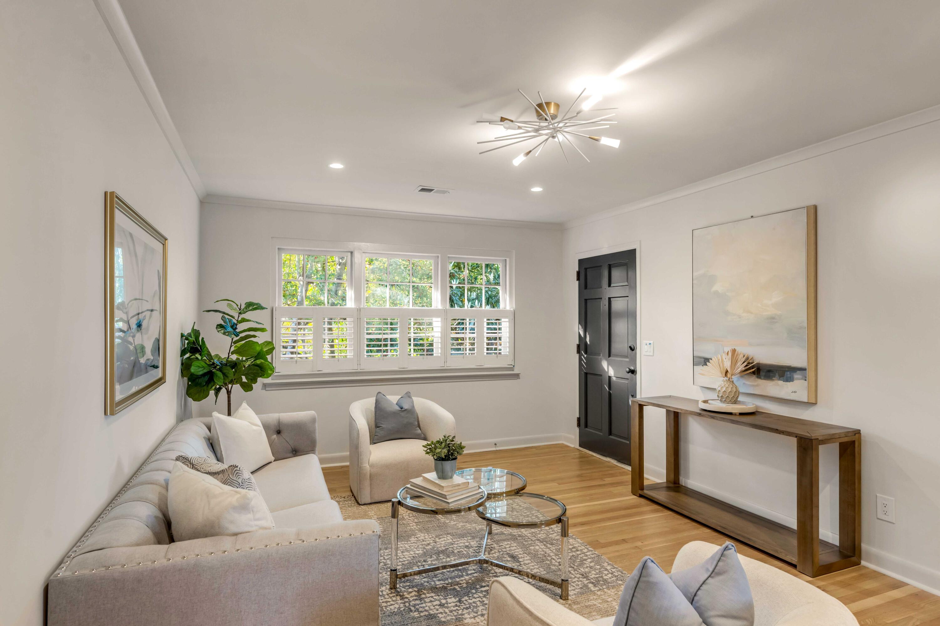 7 Logan Street, Unit F Charleston, SC 29401 - Photo 5 of 26 Living Room