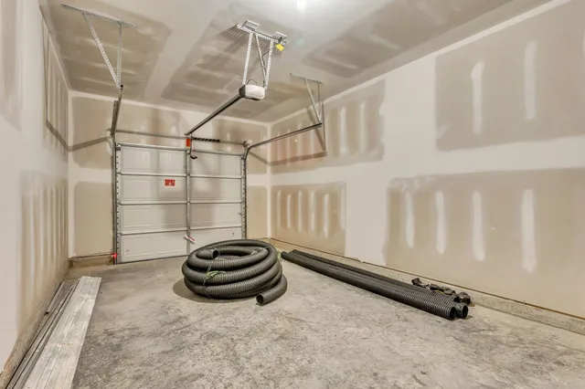 $299,990 | 127 Ironhorse Way, Dickson, TN 37055