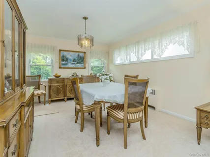 $1,298,000 | 38 Pell Terrace, Garden City, NY 11530