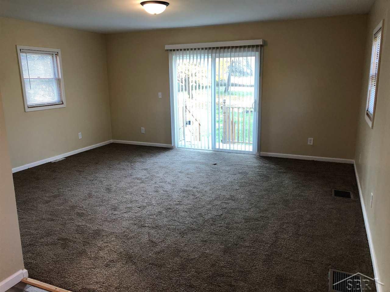 12185 West Freeland Road Freeland, MI 48623 - Photo 14 of 25 50007863-13.JPG