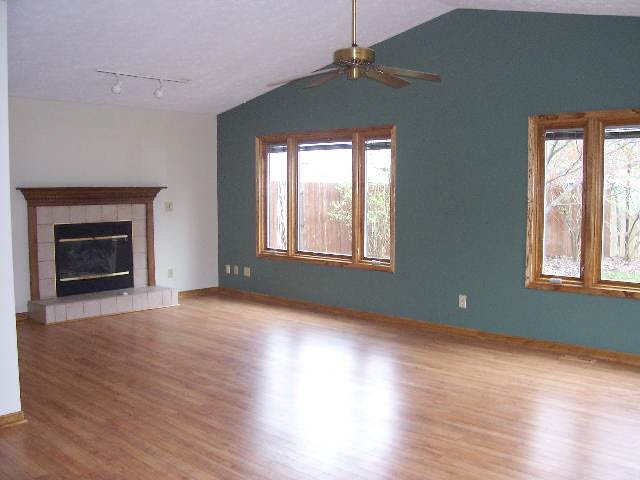 227 Sharon Road West Lafayette, IN 47906 - Photo 3 of 9