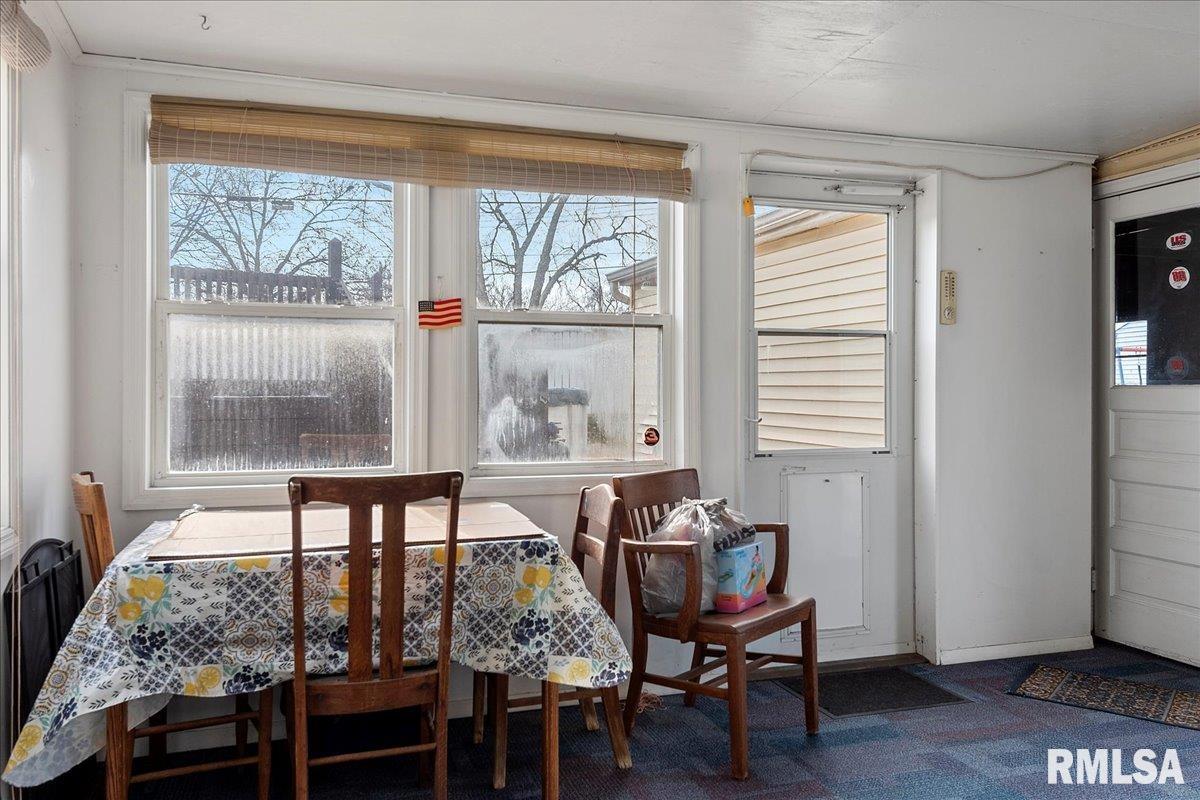 2512 East Wilshire Road Springfield, IL 62703 - Photo 12 of 30
