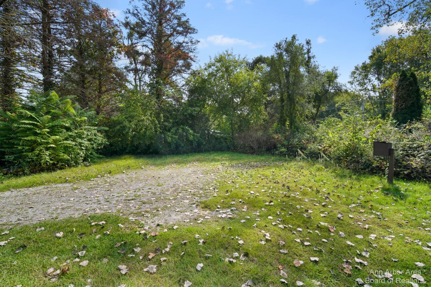 10060 Willow Road Willis, MI 48191 - Photo 3 of 36 Photo 3
