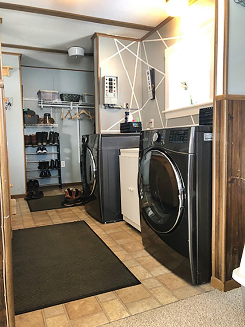 251 Roberts Shore Road Liberty, ME 04949 - Photo 11 of 33 10