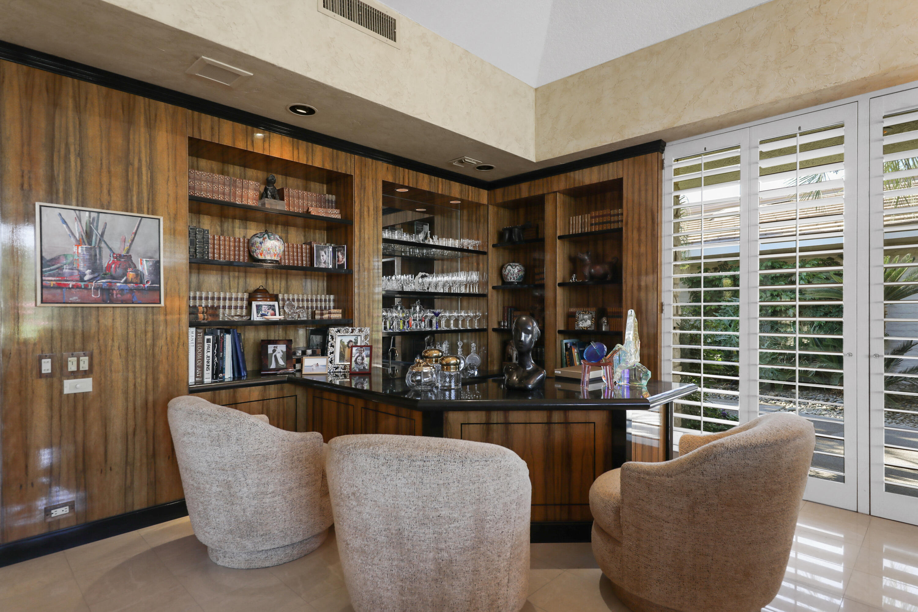 44 Fincher Way Rancho Mirage, CA 92270 - Photo 15 of 56 a living room with furniture and a window