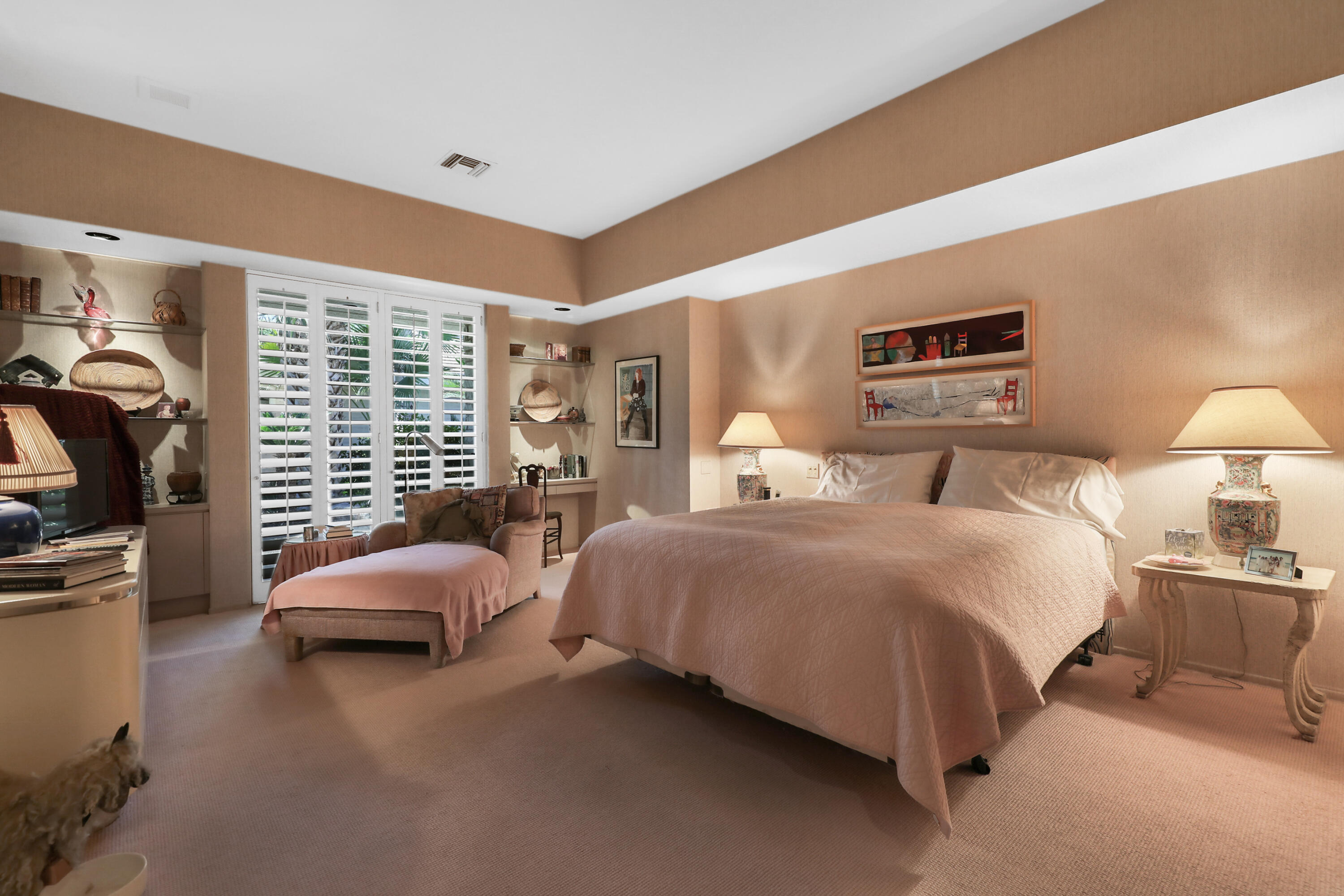 44 Fincher Way Rancho Mirage, CA 92270 - Photo 31 of 56 a bedroom with a bed and a large window