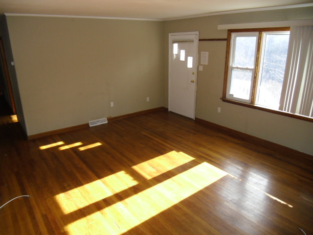 10078 Hardy Road Vinton, VA 24179 - Photo 14 of 15 castleridge 032