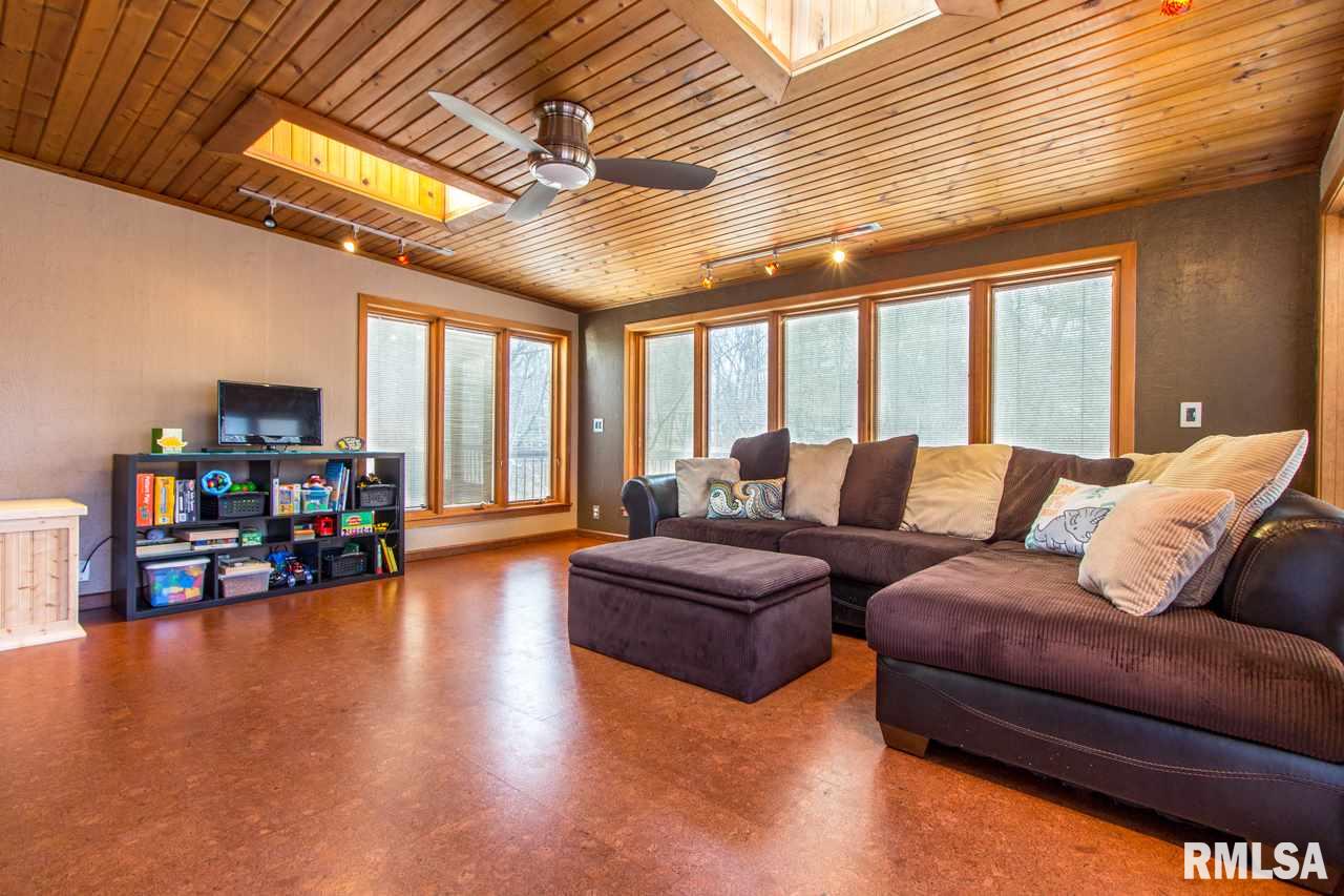 91 Hickory Ridge Court Morton, IL 61550 - Photo 15 of 36 Gallery Image 15