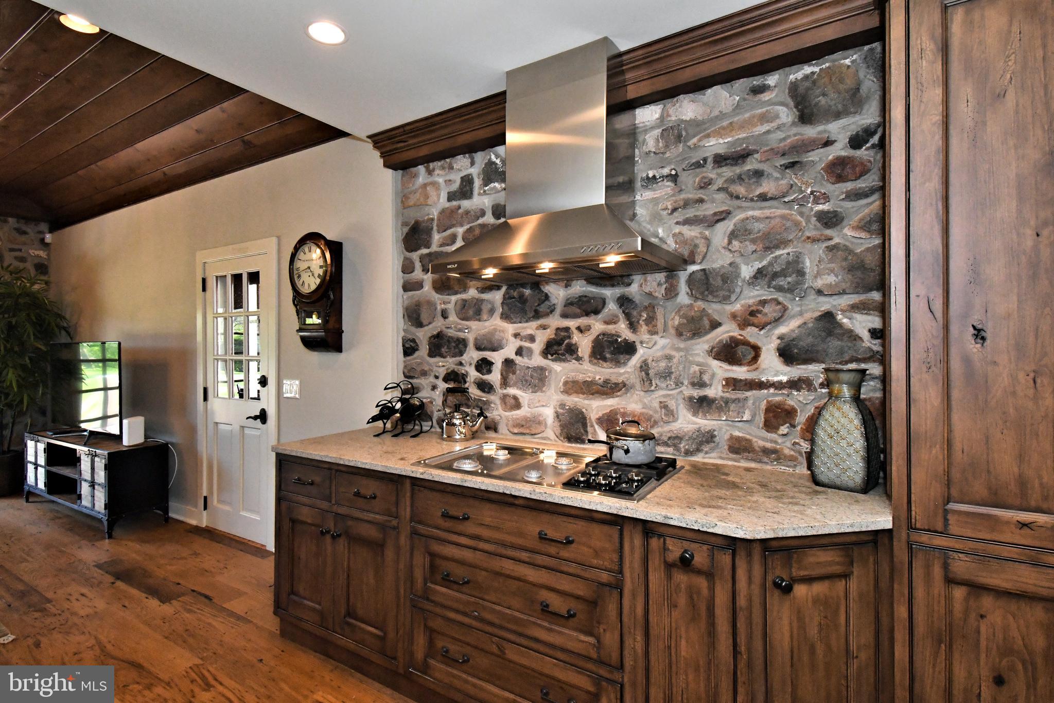 465 Pineville Road Newtown, PA 18940 - Photo 119 of 146 Guest House Kitchen