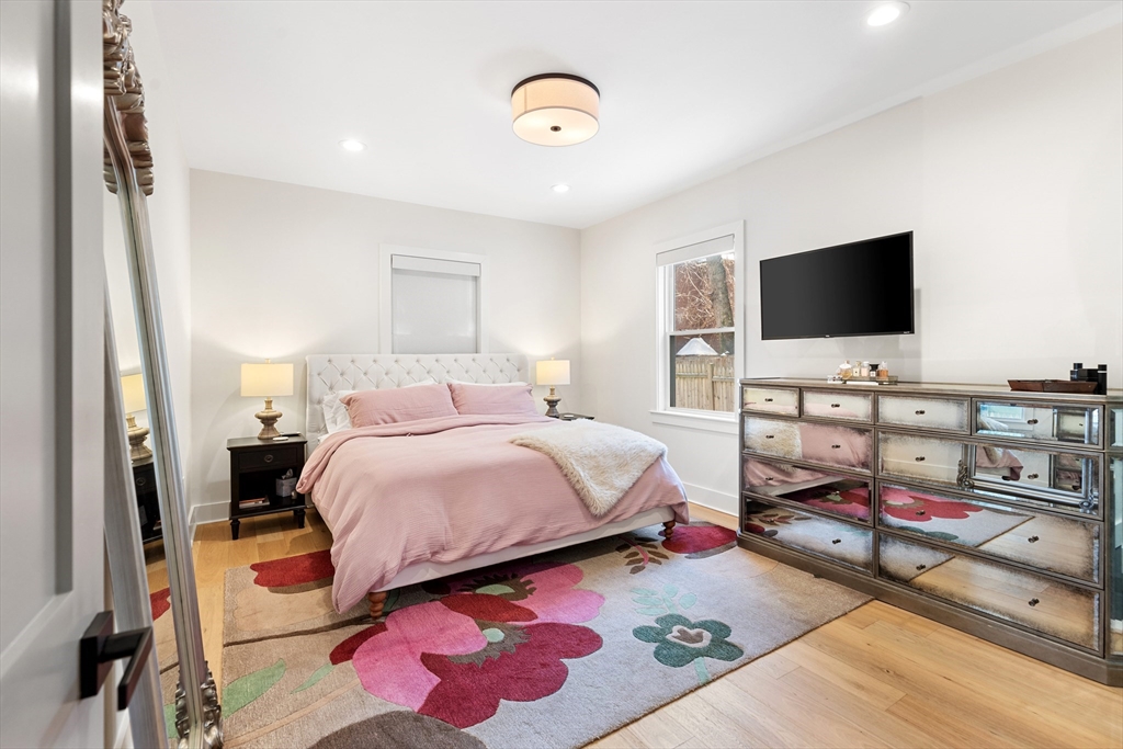 161 Lowell Street, Unit 1 Somerville, MA 02143 - Photo 17 of 33