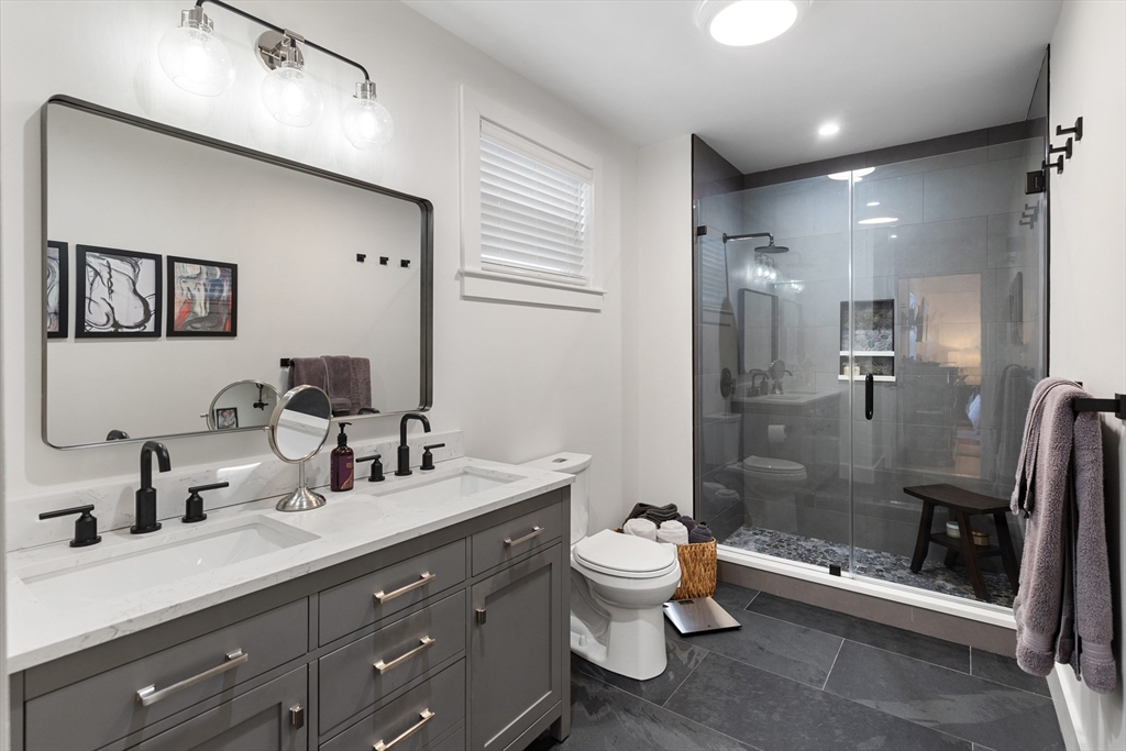 161 Lowell Street, Unit 1 Somerville, MA 02143 - Photo 20 of 33