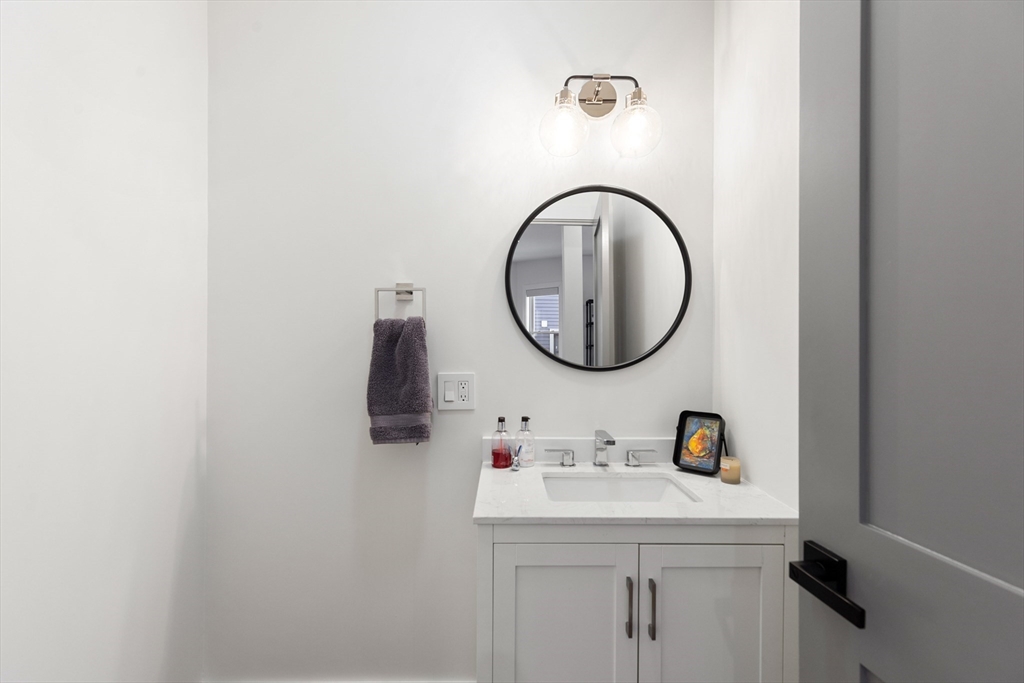 161 Lowell Street, Unit 1 Somerville, MA 02143 - Photo 26 of 33