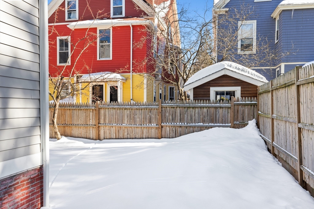 161 Lowell Street, Unit 1 Somerville, MA 02143 - Photo 31 of 33