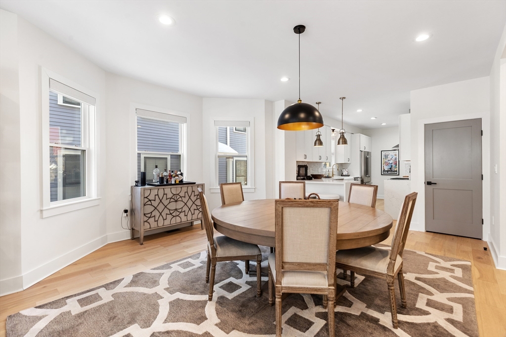 161 Lowell Street, Unit 1 Somerville, MA 02143 - Photo 5 of 33